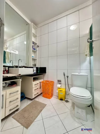 Imagem VENDO CASA DE 4 DORMITORIOS NO CONDOMÍNIO RESIDENCIAL VILA Di NAPOLLI