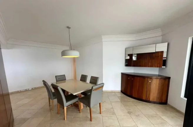 Imagem Cobertura Duplex com 5 dormitórios sendo 4 suítes e 4 vagas de garagem em Balneário Camboriú