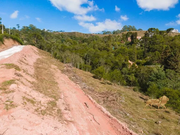 Imagem Terrenos a venda em Condomínio fechado em Campos do Jordão-SP