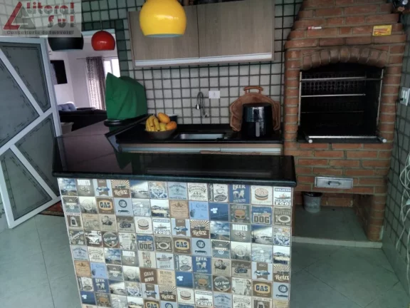 Imagem Cobertura de luxo em Praia Grande-SP, Guilhermina: 3 quartos, 2 suítes, 1 sala, 2 vagas de garagem, 400m² de área. Venha conferir!