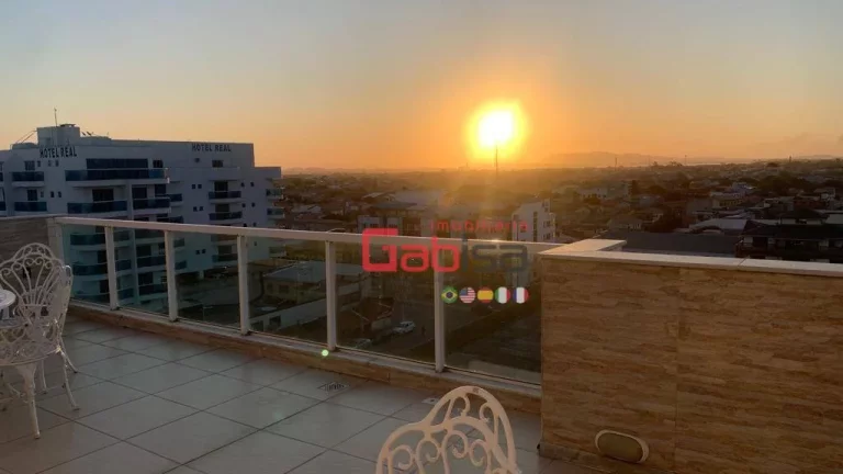 Imagem Cobertura com 3 dormitórios à venda, 130 m² por R$ 780.000,00 - Braga - Cabo Frio/RJ