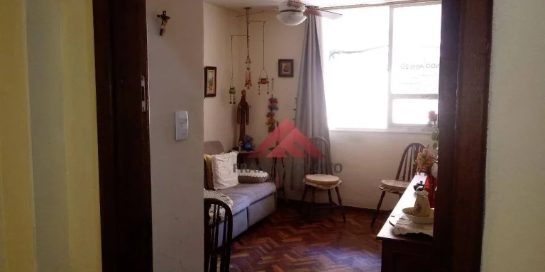 Imagem Apartamento com 2 dormitórios à venda, 45 m² por R$ 200.000,00 - Santa Rosa - Niterói/RJ