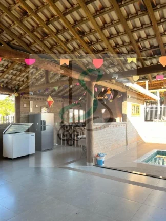 Imagem Venda Chácara no Jardim das Andorinhas, Campinas. Chácara murada com 1500 m² útil, salão de festa com 120 m², 2 banheiros vestiário com box e duc