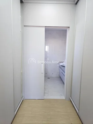 Imagem Este belíssimo sobrado em fase final de obra está localizado no renomado Condomínio Terras da Est...