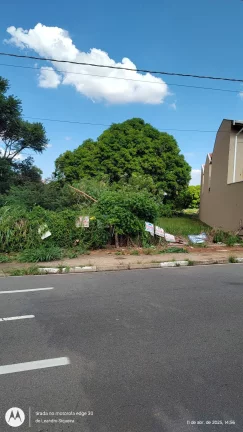 Terreno comercial à venda em Campinas-SP no Jardim Santa Genebra II com 747,81 m² de área. Aproveite essa oportunidade!