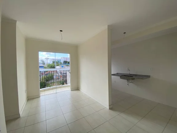 Imagem Apartamento de 2 Dormitórios à Venda no Condomínio Biarritz