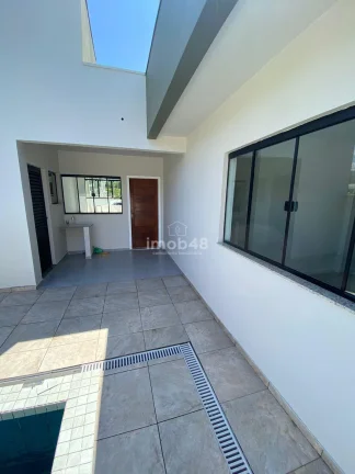 Imagem Casa Unifamiliar em Forquilhas - São José: 100M², 3 Dormitórios, 1 Suíte, 2 Banheiros por R$735k - Venda.