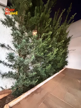 Imagem Casa em Condomínio na Vila do Golf em Ribeirão Preto-SP: 3 Quartos, 1 Suíte, 3 Salas, 3 Banheiros, 2 Vagas, 140m². Oportunidade Única!