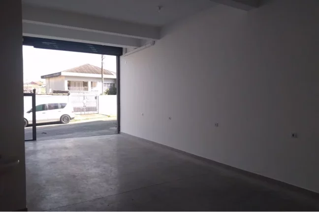 Imagem Salão/galpão/ponto comercial para locação no Mangalot