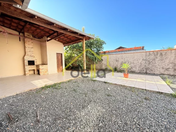 Imagem Excelente Casa Plana Averbada no Iririú próxima do Colégio Santo Antônio!!