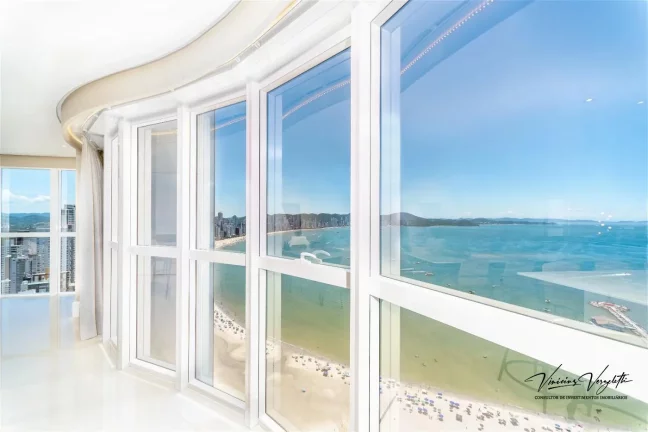 Imagem Frente ao Mar para Venda em Balneário Camboriú / SC no bairro Centro