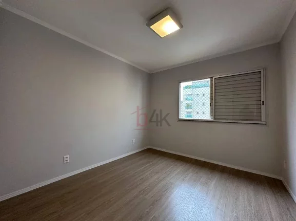 Imagem Apartamento de 128m² com 3 Quartos no Campo Belo | Espaço e Conforto