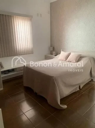 Imagem Conheça essa incrível casa térrea em condomínio fechado, com 148 metros quadrados de área const...