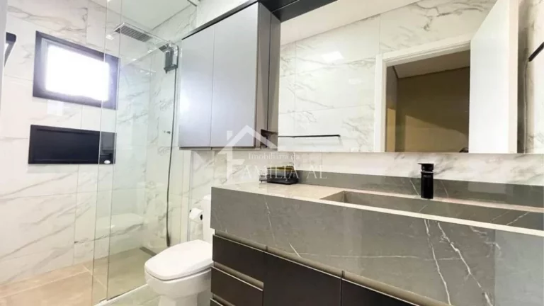 Imagem CASA (SOBRADO) COM 250 M² NO BAIRRO ESPINHEIROS