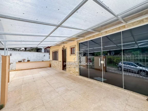Imagem Casa à venda, 204 m² por R$ 800.000,00 - Alto - Teresópolis/RJ