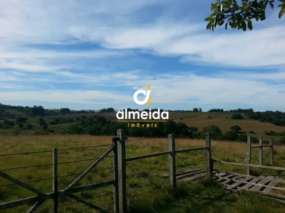 Imagem Chácara 2 dormitórios à venda Zona rural Santa Maria/RS