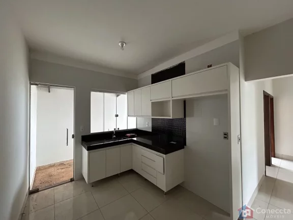 Imagem Casa à Venda no Bairro Afonso Queiroz, Patos de Minas - 3 Dormitórios e Espaço Gourmet