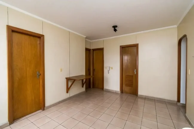 Imagem Apartamento 370M², 4Q, 3 Suítes, 5 Banheiros, 4 Vagas, Lareira, Piscina Coberta, Sauna Seca e Úmida, Salão de Festas, Depósito, Dep. Compl. de Serviço