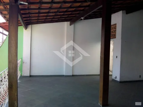 Imagem Casa com 3 quartos, à venda em Rio de Janeiro, Campo Grande