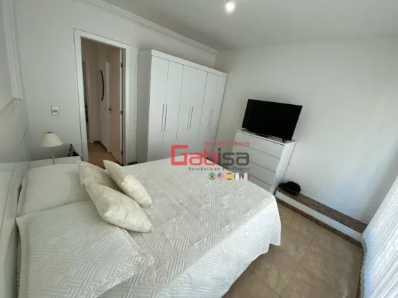 Imagem Casa com 4 dormitórios à venda, 300 m² por R$ 680.000,00 - Baixo Grande - São Pedro da Aldeia/RJ