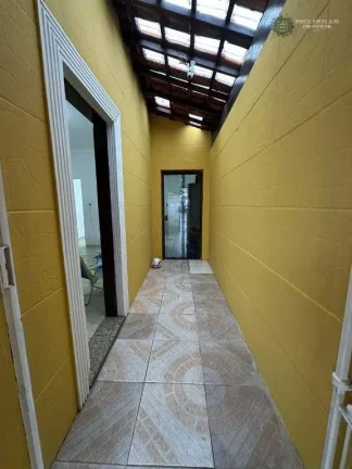 Imagem Casa com 4 dormitórios à venda, 193 m² por R$ 460.000,00 - Maracanã - Praia Grande/SP