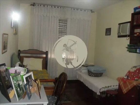 Imagem SOBRADO NO GONZAGA SOBRADO A VENDA NO BAIRRO DO GONZAGA EM SANTOS PROXIMO A PRAIA