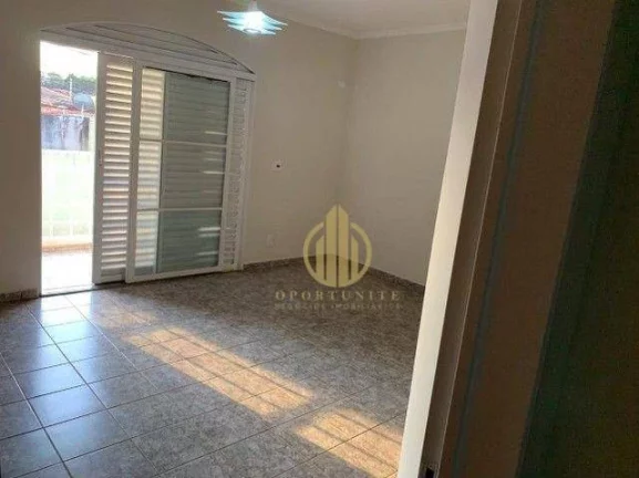 Imagem Sobrado com 3 dormitórios e edícula