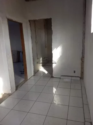 Imagem Casa-Sobrado-para-Venda-em-Parque-Santa-Clara-Guaratingueta-SP