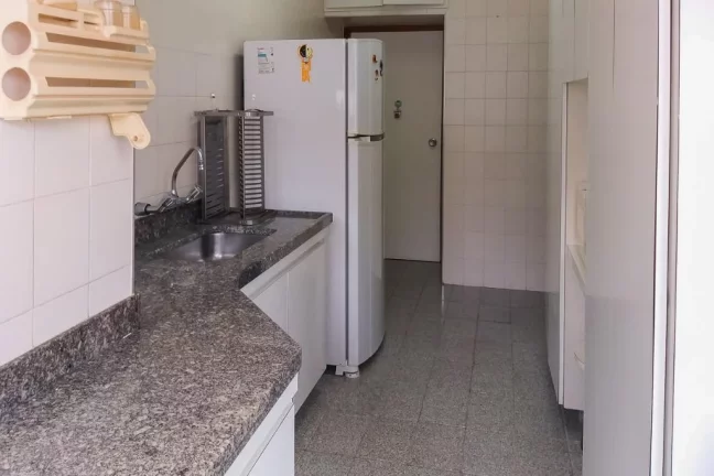 Imagem PITANGUEIRAS- FRENTE AO MAR COM MARAVILHOSA VISTA AO MAR , GARAGEM
