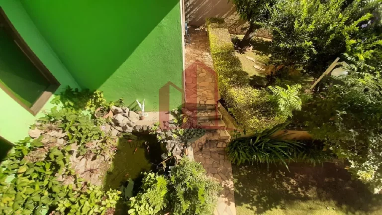 Imagem Chácara de luxo em condomínio: 3 quartos, 2 salas, 2 banheiros, 210m² - Jardim Lago da Cantareira, Mairiporã-SP.