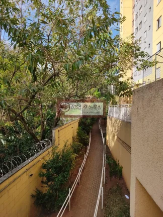 Imagem Exclusividade. Vendo Oportunidade no Guarapiranga Santo Amaro. Apartamento a venda no Guarapiranga, com 2 Dormitorios, 1 vaga de garagem, condomínio com salão de festas, quadra, playground, bicicletario, mini mercado, portaria 24h. valor de oportunidade i