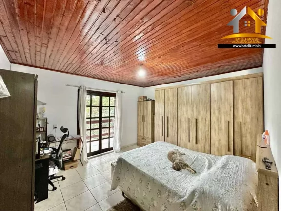 Imagem Casa com Vista para Área Verde no Jardim Rebelato – Cotia | Batelli Imóveis