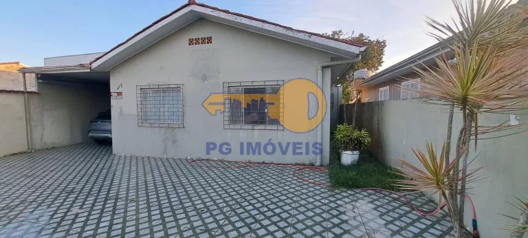CASA 3 DORMITÓRIOS EM PRAIA DE LESTE