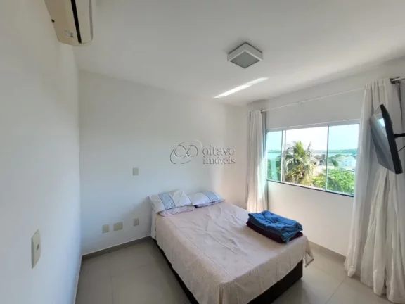 Imagem Linda casa triplex a venda no São Marcos com 3 quartos, suíte e quintal!