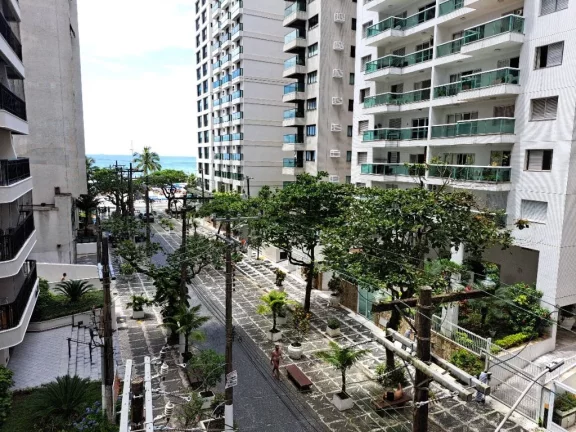 Imagem PITANGUEIRAS- NO CALÇADÃO DA PRAIA , COM 3 DORMITÓRIOS, COM VISTA PARA O MAR , COM 1 VAGA PARA AUTO DEMARCADA NO PRÉDIO.