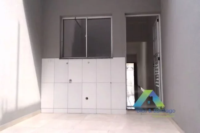 Imagem Casa com 3 Quartos e 3 Banheiros à Venda, 120 m² por R$ 598.000 em Jardim Maria Estela/SP!