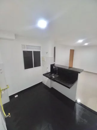 Imagem Apartamento para Venda em Curitiba, Pinheirinho, 2 dormitórios, 1 banheiro, 1 vaga