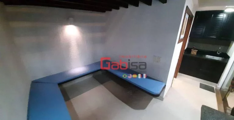 Imagem Casa com 2 dormitórios à venda, 60 m² por R$ 800.000 - Pr Ossos - Armação dos Búzios/RJ