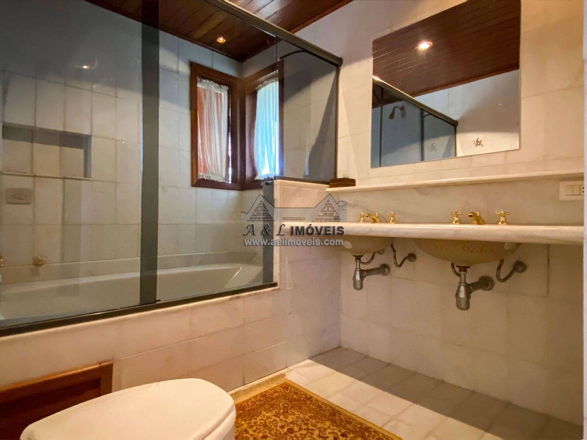 Imagem Apartamento à venda em Campos do Jordão - Com 05 dormitórios