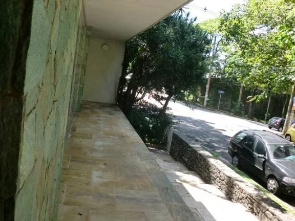 Imagem Casa Térrea Alto de Pinheiros - 4 Dorms, 1 Suíte, 2 Vagas Cobertas.
