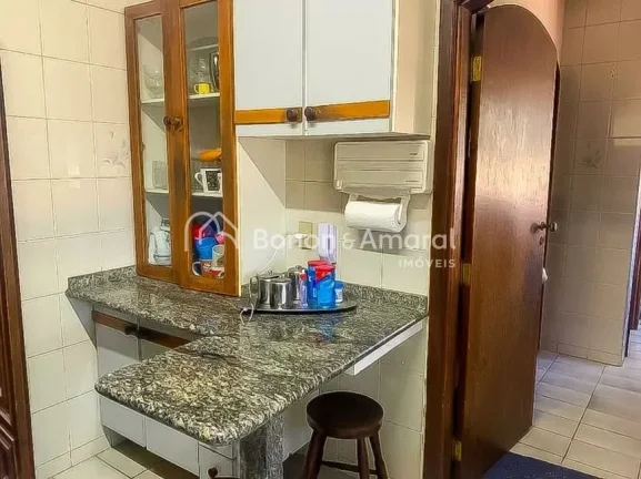 Imagem Amplo e bem distribuído, este apartamento de 143m² no coração do Cambuí é ideal para quem busc...