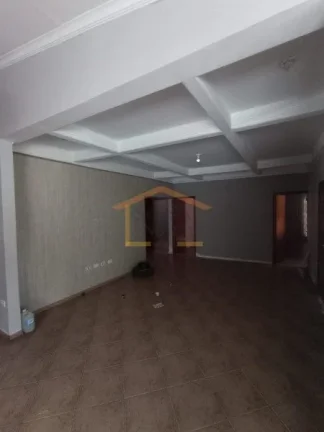 Imagem Chácara, 8.000m² de terreno, 4 dormitórios, sendo 3 suítes, sala, cozinha, lavanderia, lago, cam...