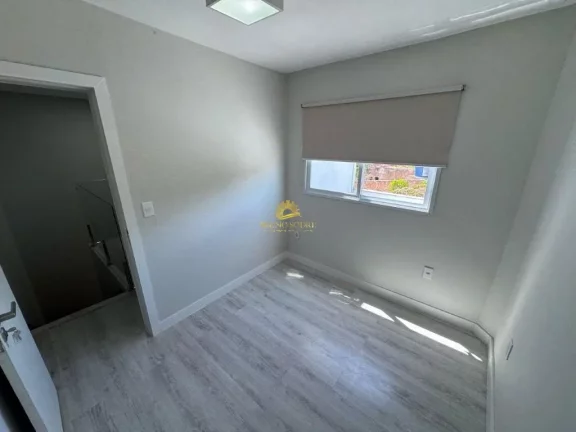Imagem Casa de Alto Padrão no Jardim Boa Vista: Luxo e Conforto Próximo à Praia do Morro
Descubra esta c...