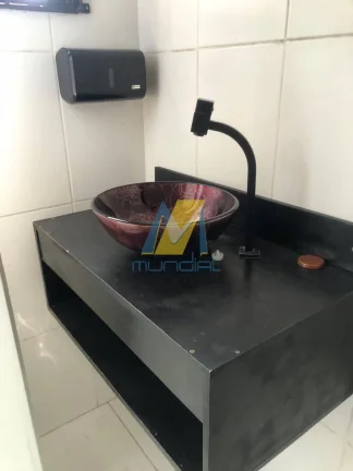 Imagem Sala comercial de 30 m² para locação, com banheiro privativo.