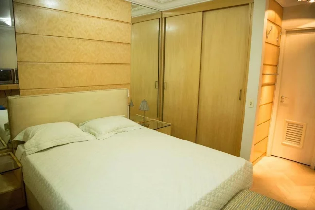 Imagem Flat para venda possui 30 metros quadrados com 1 quarto em Consolação