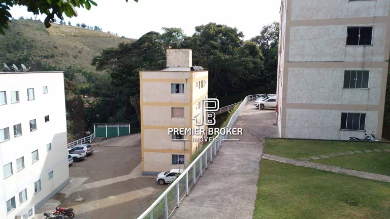 Imagem Apartamento à venda, 47 m² por R$ 190.000,00 - Albuquerque - Teresópolis/RJ