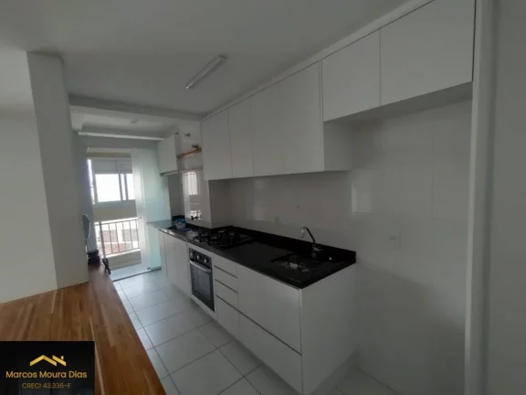 Imagem Apartamento à venda 86 m2, 2 dormitórios sendo 1 suíte, 2 vagas, churrasqueira na varanda, lavabo. Edifício com Lazer e Portaria 24 hs