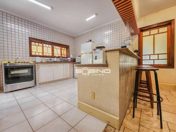 Imagem Casa à venda em Riviera, com 5 dormitórios sendo 5 suítes, 350m² área construída 3 vagas de garagem