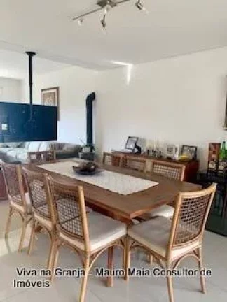 Imagem Linda casa com 3 suítes em cond com lazer completo - Granja Viana
