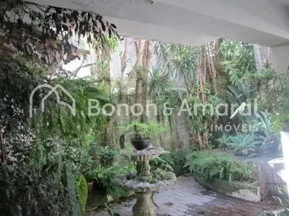 Imagem Residência espaçosa e elegante, com fácil acesso às principais avenidas da RMC e completa infrae...